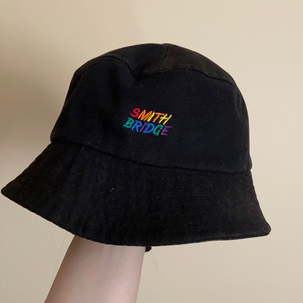 black cotton bucket hat